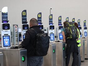 Crecen los flujos migratorios más de 64.000 registros diarios durante la temporada alta de mitad de año 2025