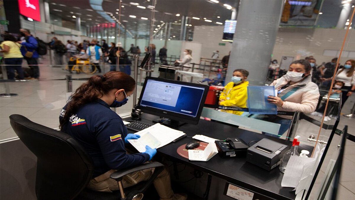 Con Check-Mig y Biomig, Migración Colombia agiliza el control ante el aumento de flujos migratorios en esta temporada de fin de año