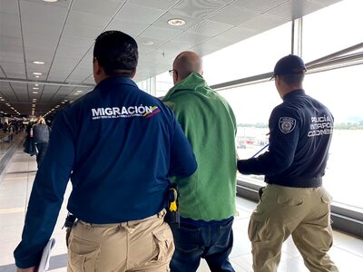 Expulsado de Colombia fugitivo alemán acusado de múltiples delitos